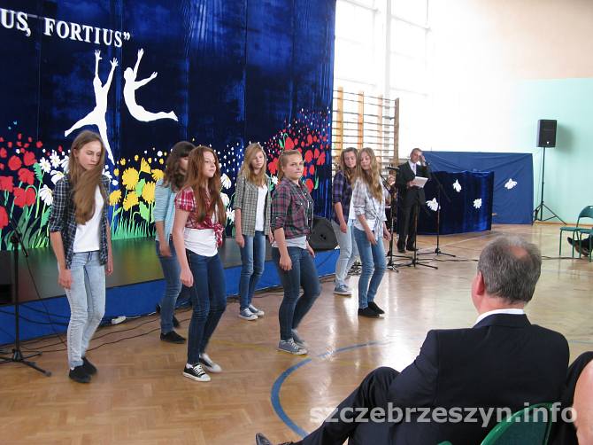 15_lecie_gimnazjum_2014_30